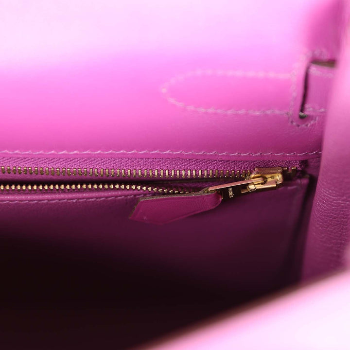 Vintage Top quality Hermes Kelly Retourne 32 Vibrato Cyclamen Box Gold Hardware