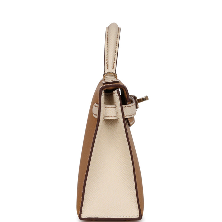 Hermes Special Order (HSS) Kelly 20 Sellier Biscuit and Craie Epsom Permabrass Hardware