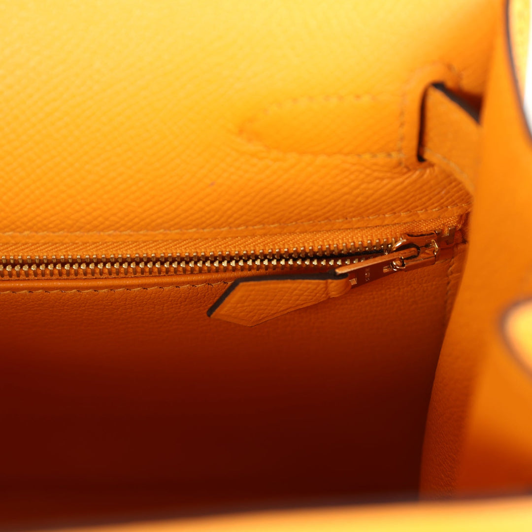 Hermes Special Order (HSS) Kelly Sellier 28 Jaune D'Or Epsom Gold Hardware