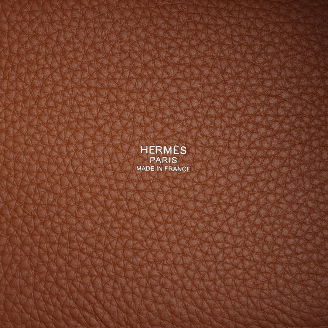 Hermes Picotin Lock 18 Gold Clemence Palladium Hardware