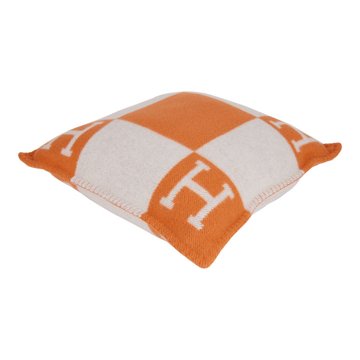Top quality Hermes "Avalon" Ecru and Potiron Signature H Cushion PM