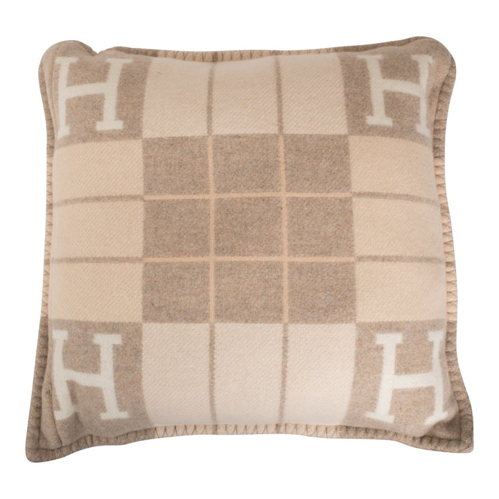 Top quality Hermes "Avalon III" Coco and Camomille Signature H Cushion PM Set of Two