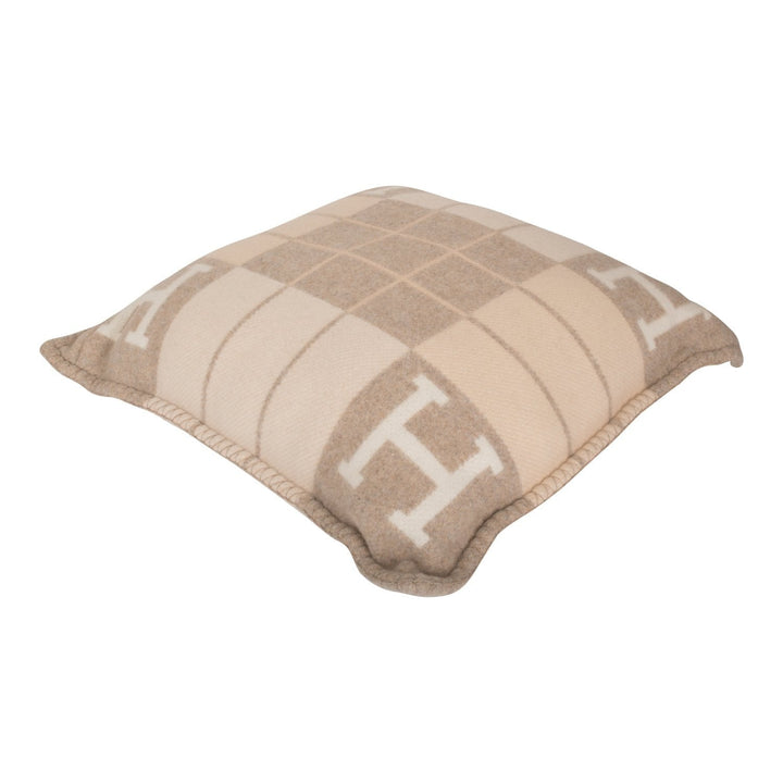 Top quality Hermes "Avalon III" Coco and Camomille Signature H Cushion PM Set of Two
