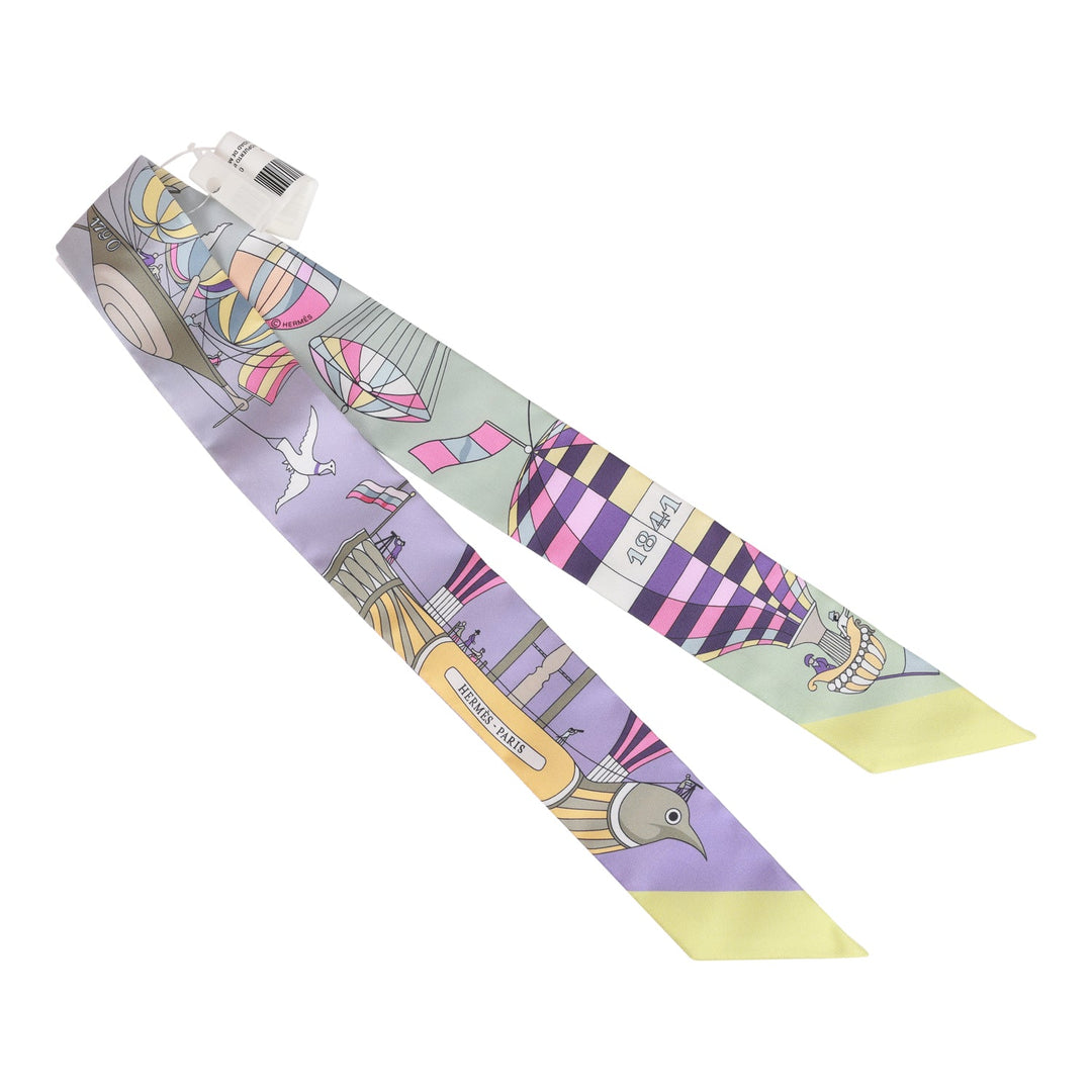 Top quality Hermes "Les Folies du Ciel" Mauve Silk Twilly