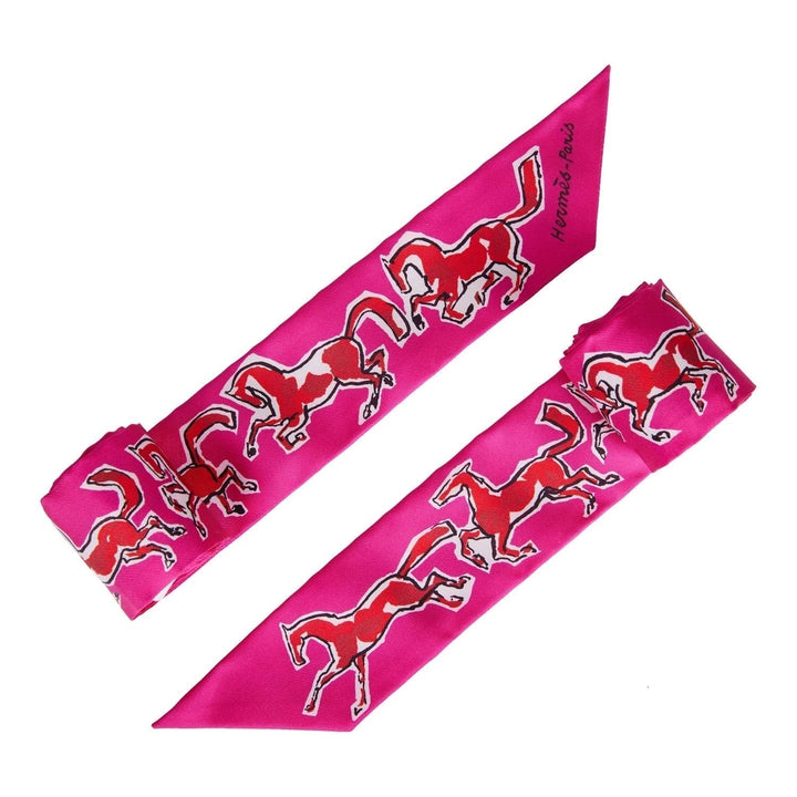 Top quality Hermes "Chevaux en Liberté" Rose Indien Silk Twilly Pair
