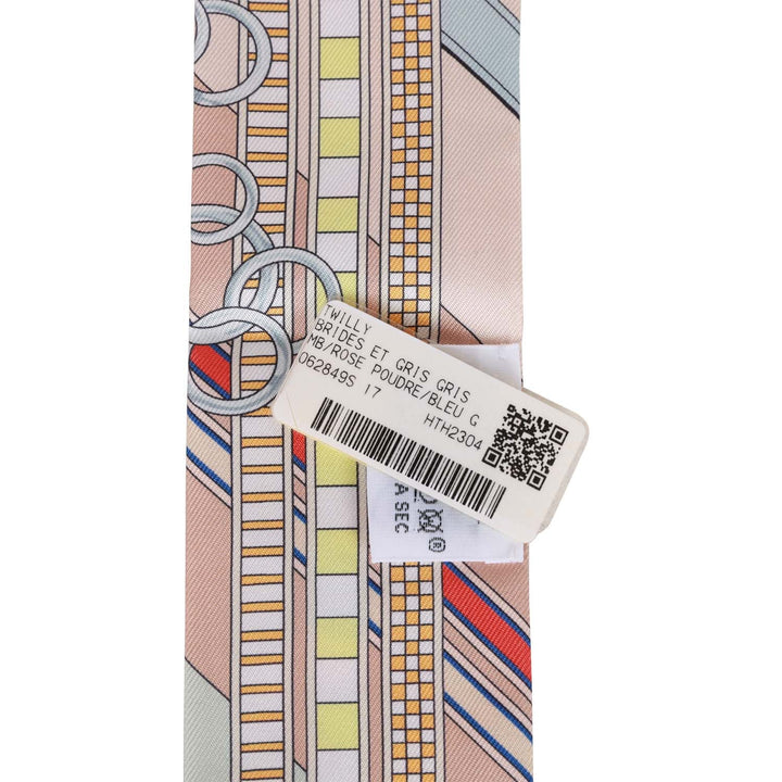 Top quality Hermes "Brides Et Gris" Pink Silk Twilly Pair