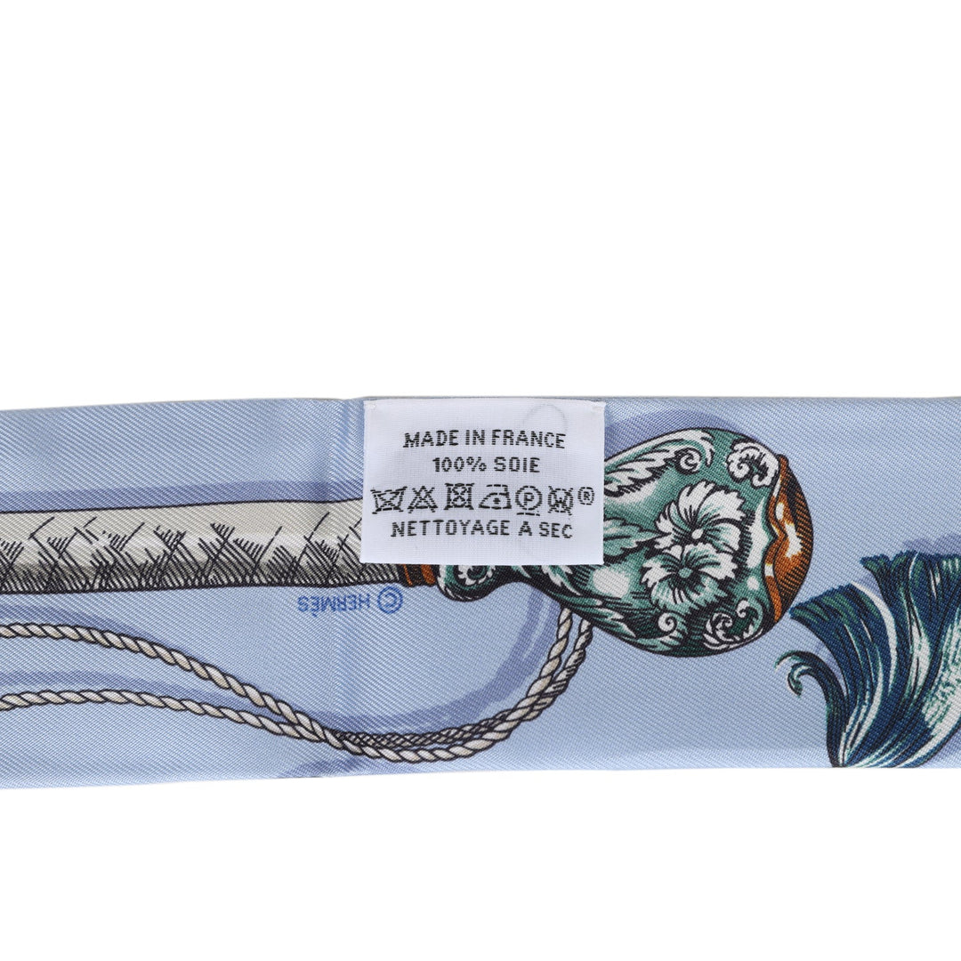 Top quality Hermes "Cavalcades" Bleu Ciel Silk Twilly Pair