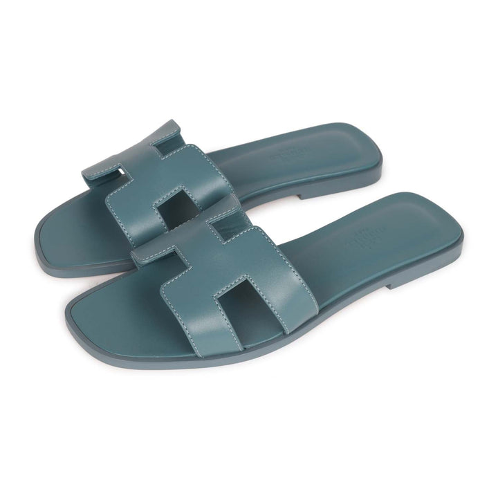 Top quality Hermes Oran Sandals Bleu Pinede Calfskin 37