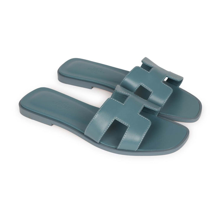 Top quality Hermes Oran Sandals Bleu Pinede Calfskin 37
