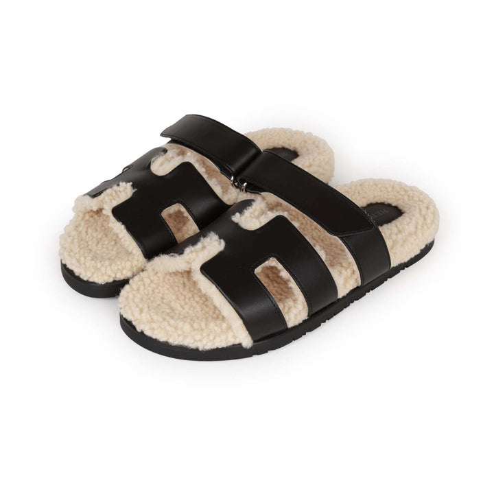 Top quality Hermes Chypre Sandals Black and Ecru Shearling 38