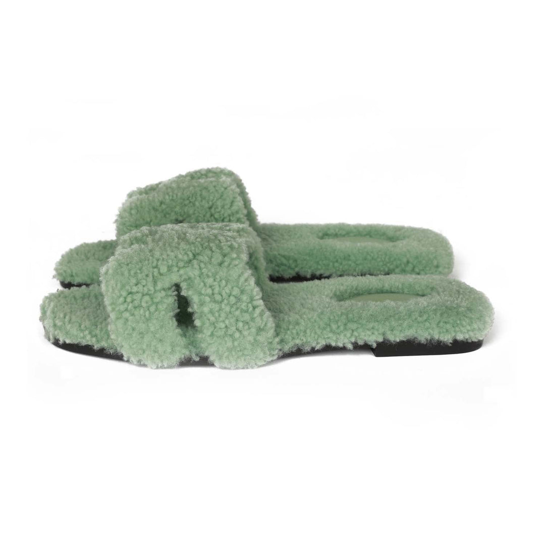 Top quality Hermes Oran Sandal Vert D'eau Shearling 38.5