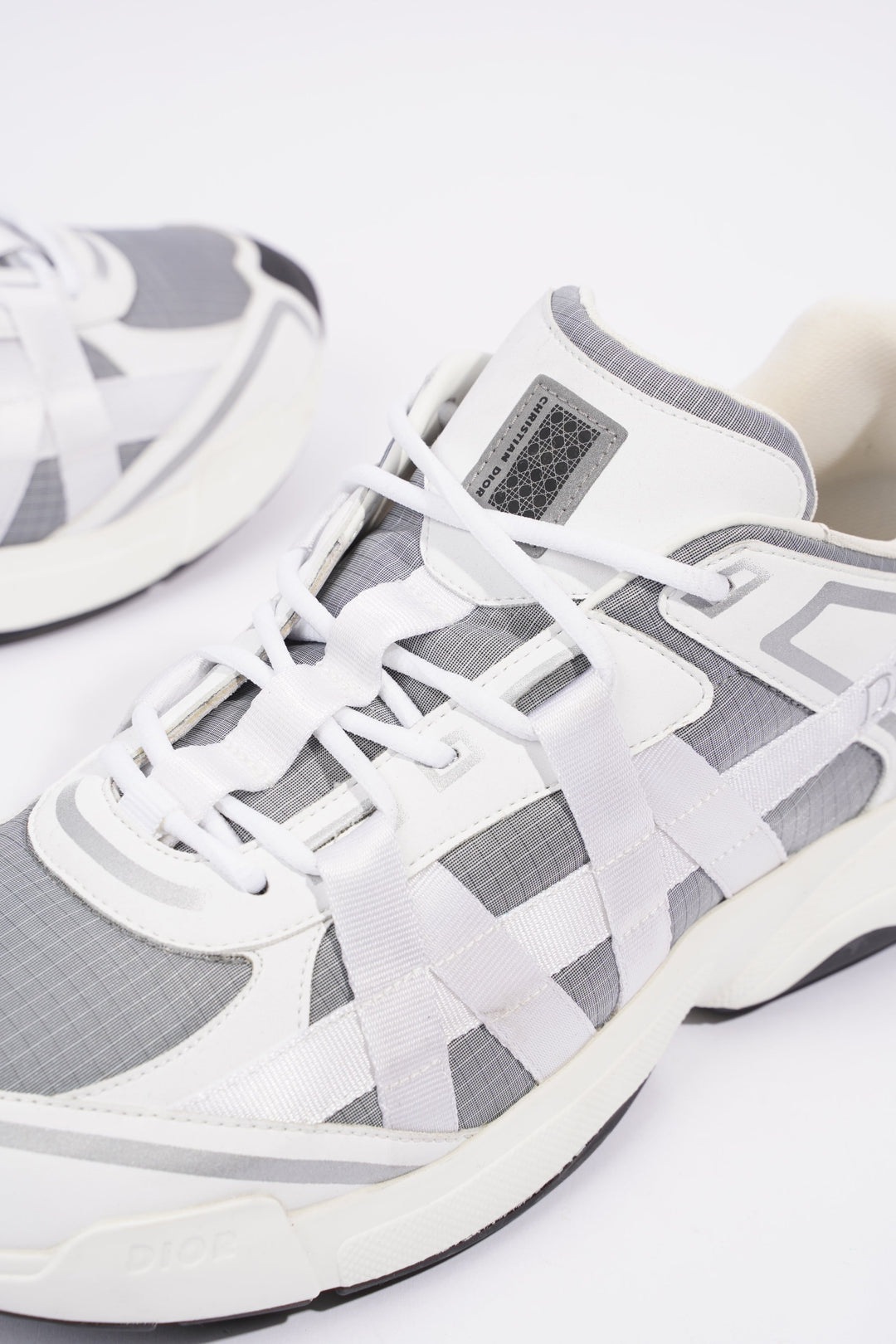 Christian Dior B24 Runtek White / Grey Technical Fabric EU 42.5 UK 8.5