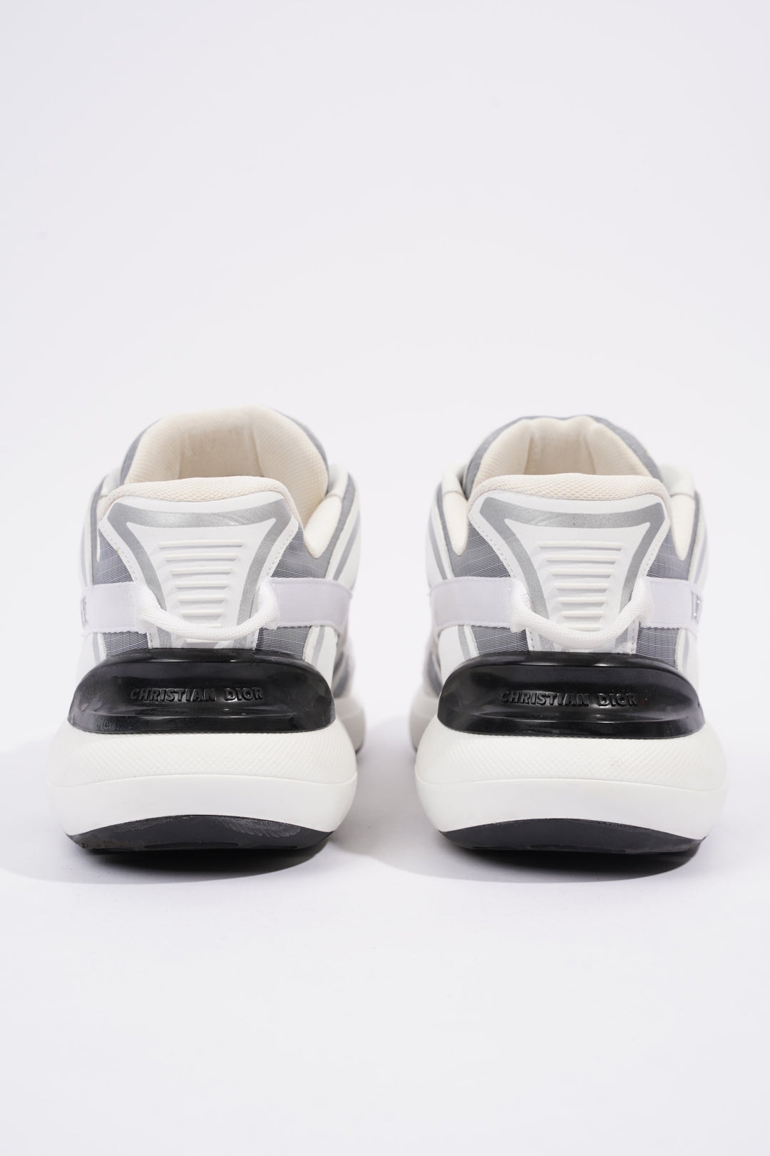 Christian Dior B24 Runtek White / Grey Technical Fabric EU 42.5 UK 8.5