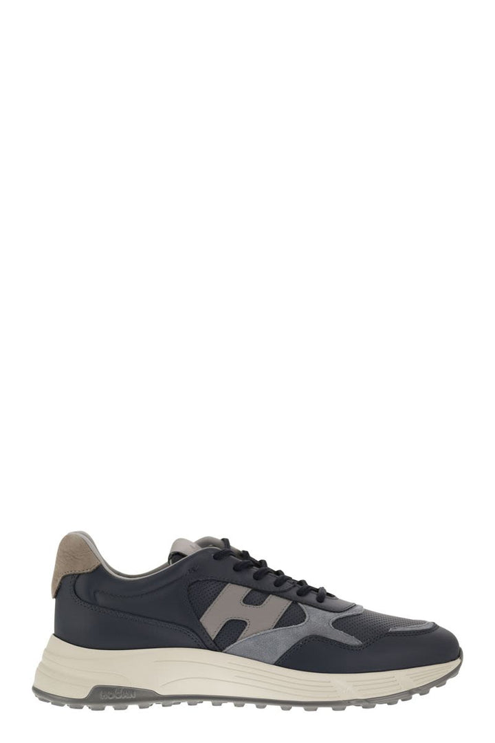 HYPERLIGHT LOW TOP SUEDE SNEAKERS
