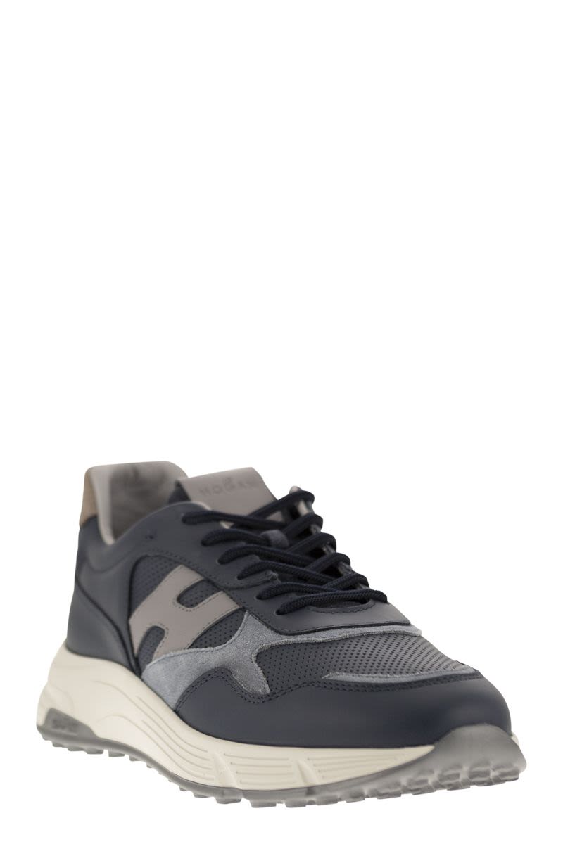 HYPERLIGHT LOW TOP SUEDE SNEAKERS
