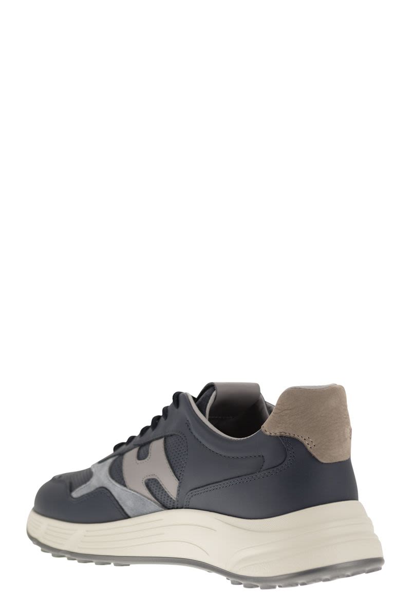 HYPERLIGHT LOW TOP SUEDE SNEAKERS