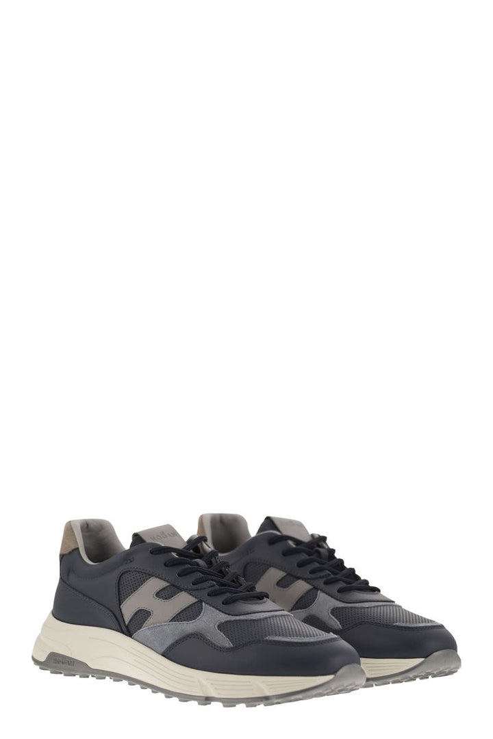 HYPERLIGHT LOW TOP SUEDE SNEAKERS