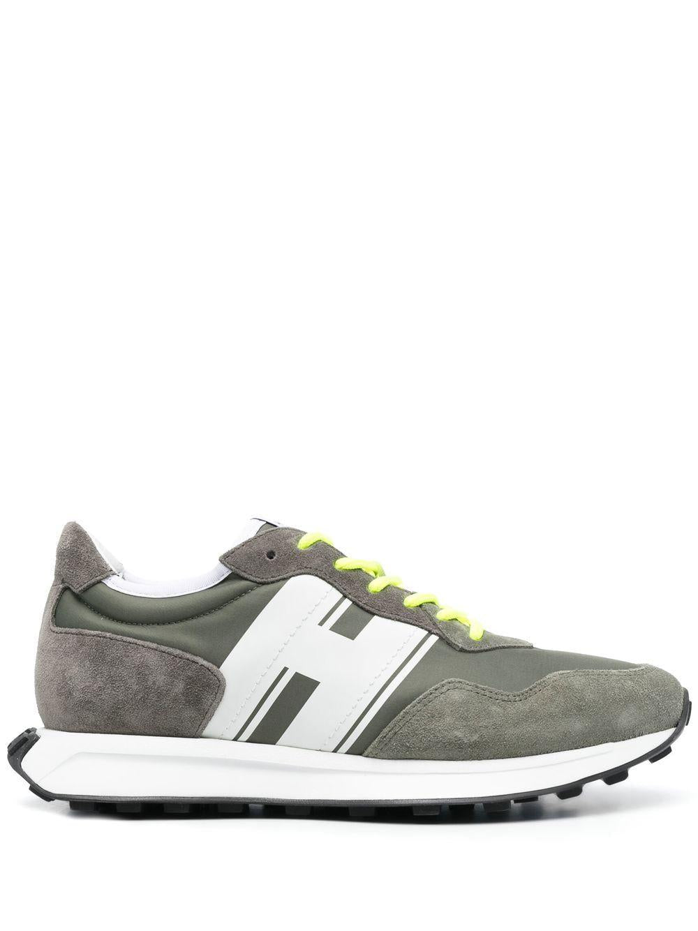 LOGO PATCH LOW TOP SNEAKERS