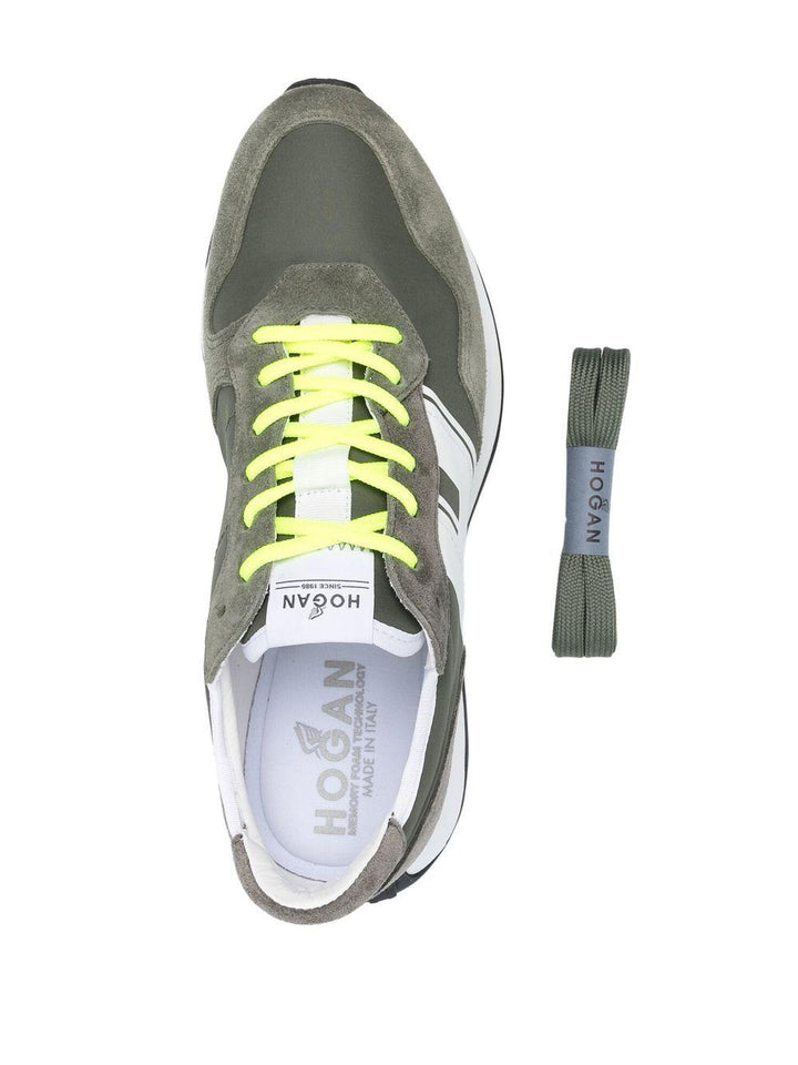 LOGO PATCH LOW TOP SNEAKERS