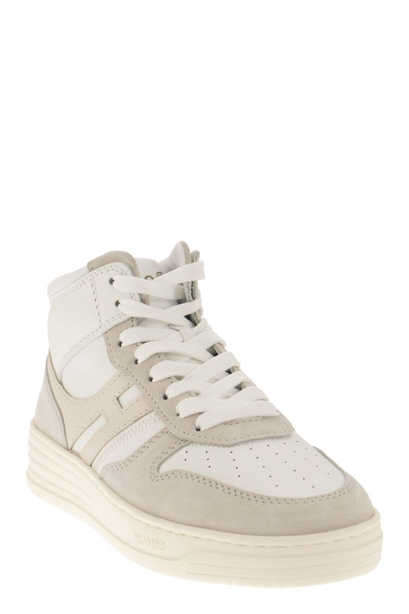 SNEAKERS H630