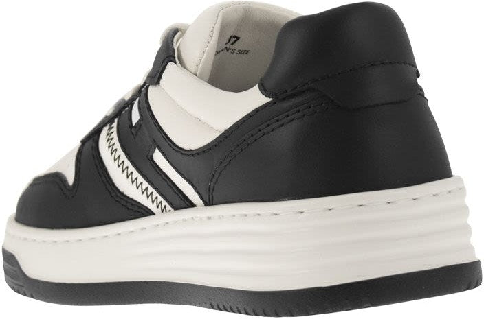 PANELLED DESIGN LEATHER SNEAKERS