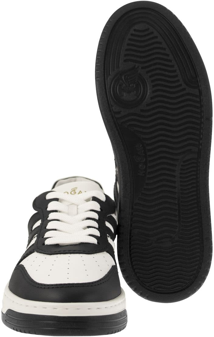 PANELLED DESIGN LEATHER SNEAKERS