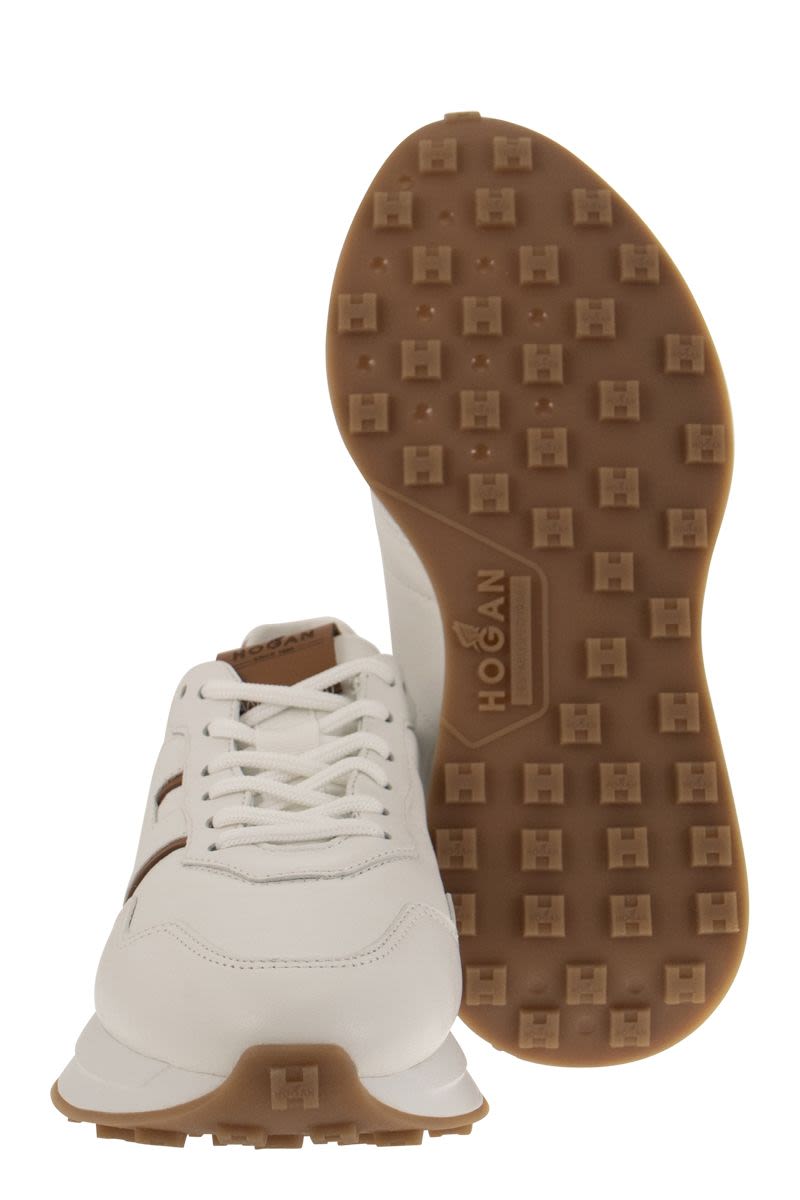 H641 - LEATHER TRAINERS