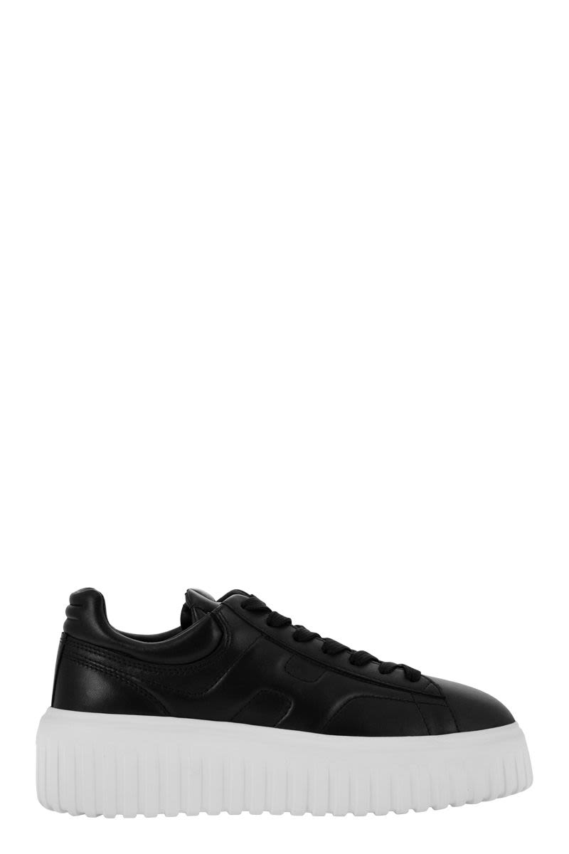 PLATFORM EMBOSSED LOGO SNEAKERS