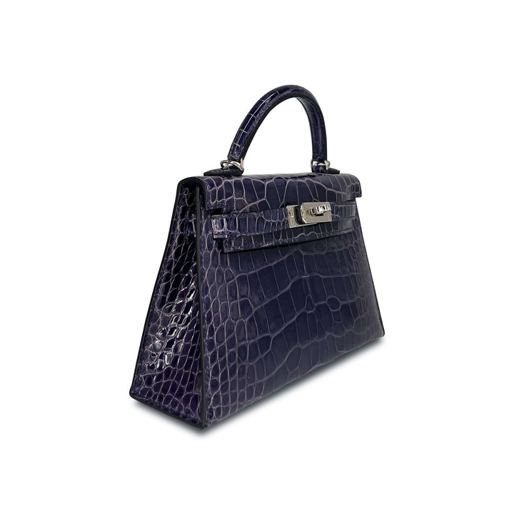 Hermes Kelly Designer Bag in Bleu Encre Lisse K20 PHW