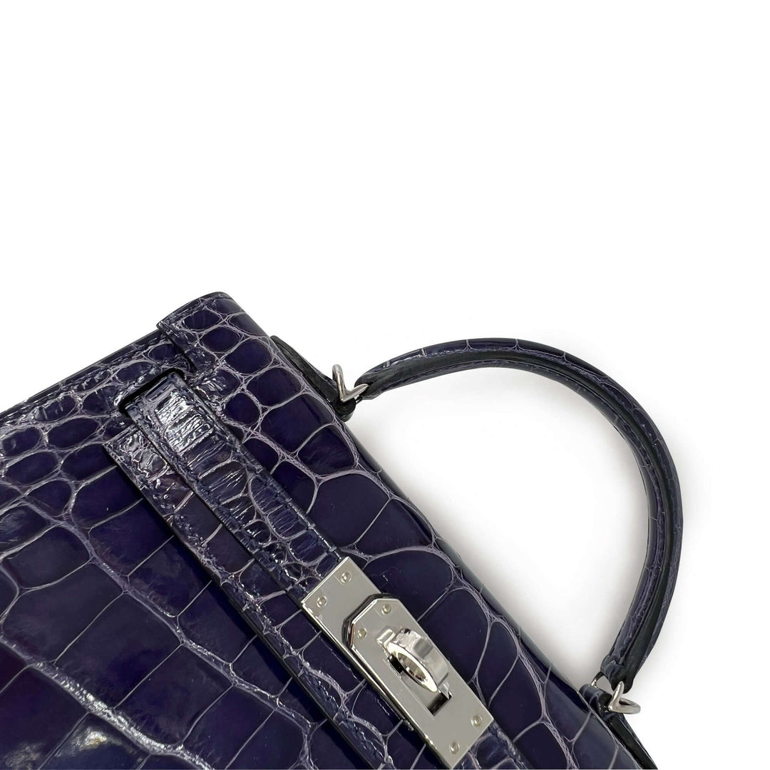 Hermes Kelly Designer Bag in Bleu Encre Lisse K20 PHW