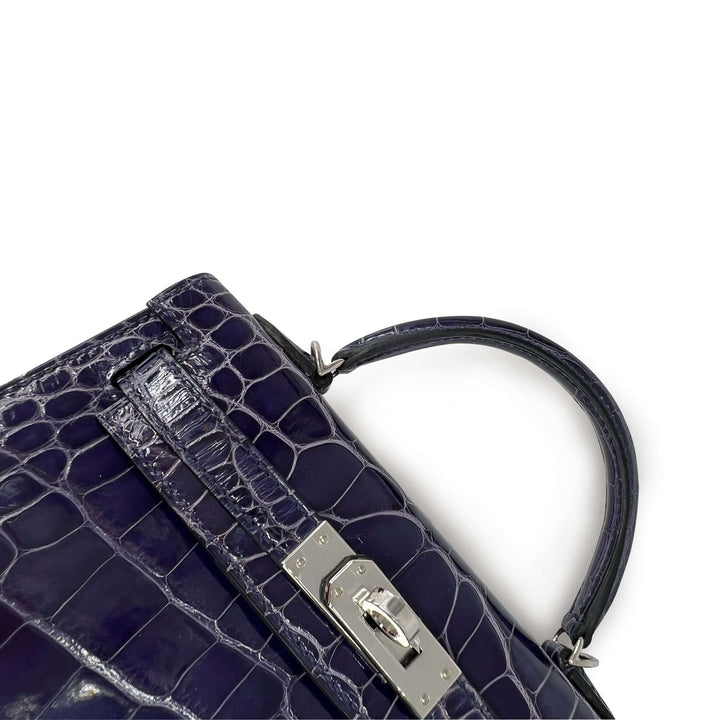 Hermes Kelly Designer Bag in Bleu Encre Lisse K20 PHW