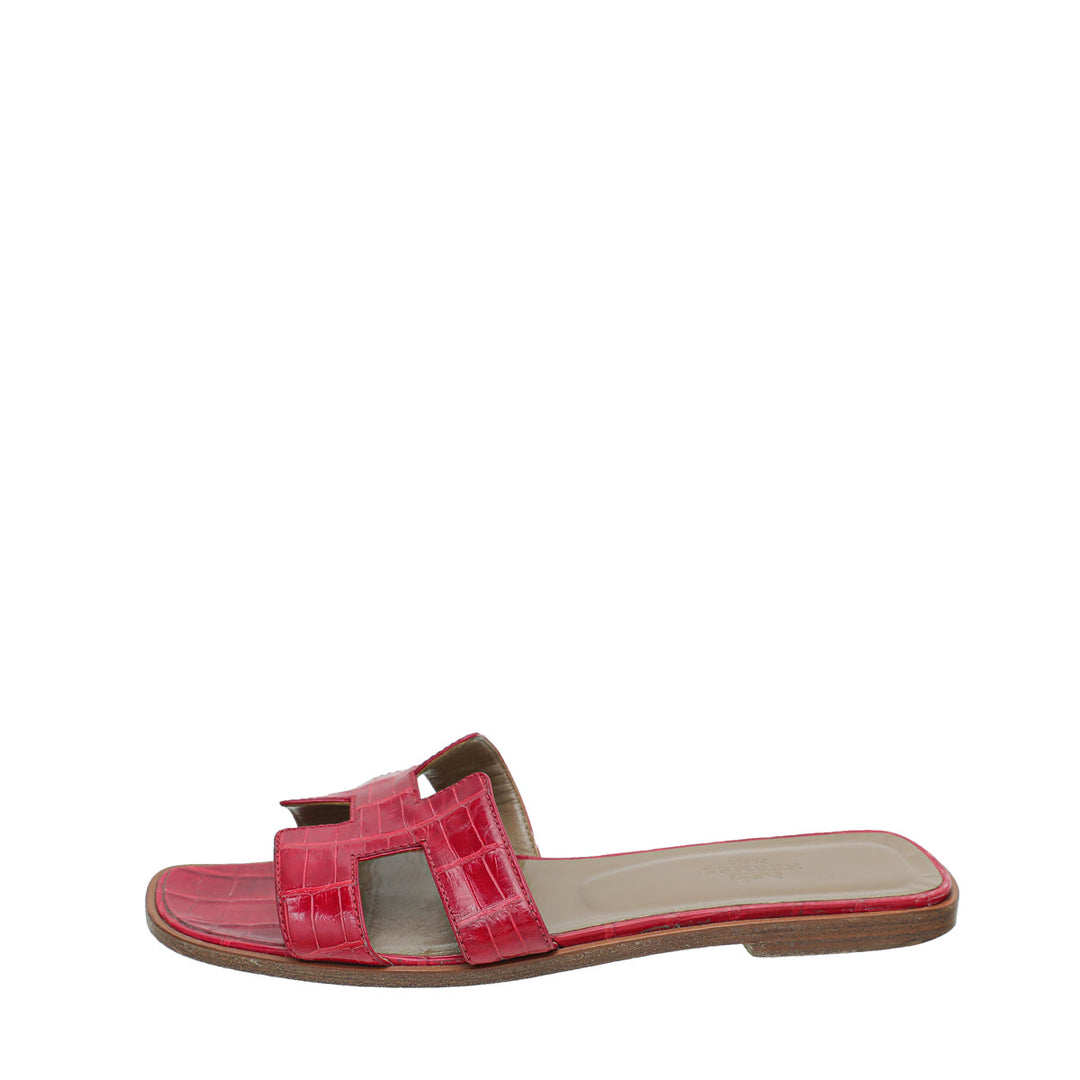 Top quality Hermes Rouge Crocodile Oran Patent Sandal 37