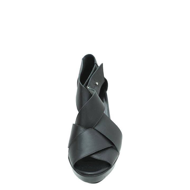 Hermes Noir Cross Strappy Platform Sandal 38.5