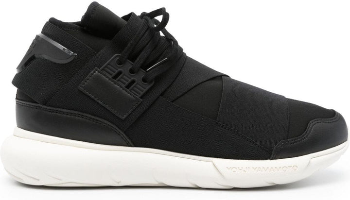 QASA MID TOP SNEAKERS