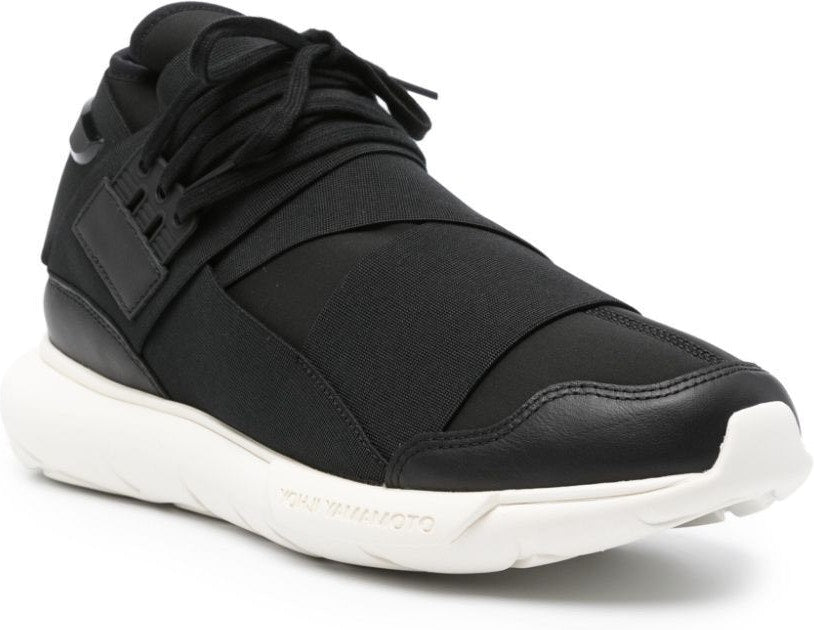 QASA MID TOP SNEAKERS