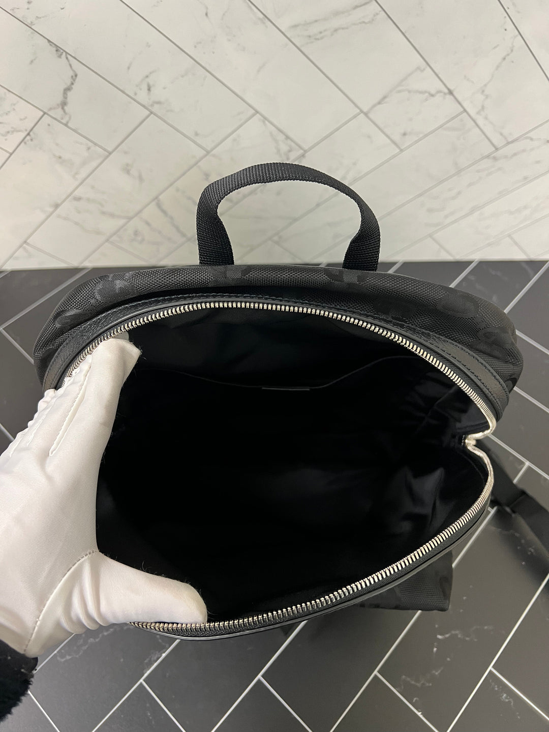 BRAND Gucci Black Nylon Off The Grid Large Backpack