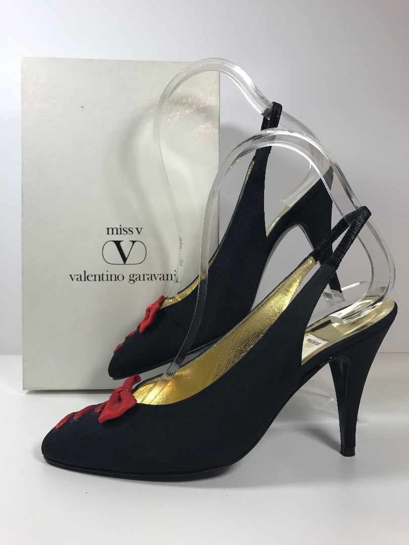 VALENTINO Garavani Circa 1990s Miss V Black Silk, Red Bow Size 6
