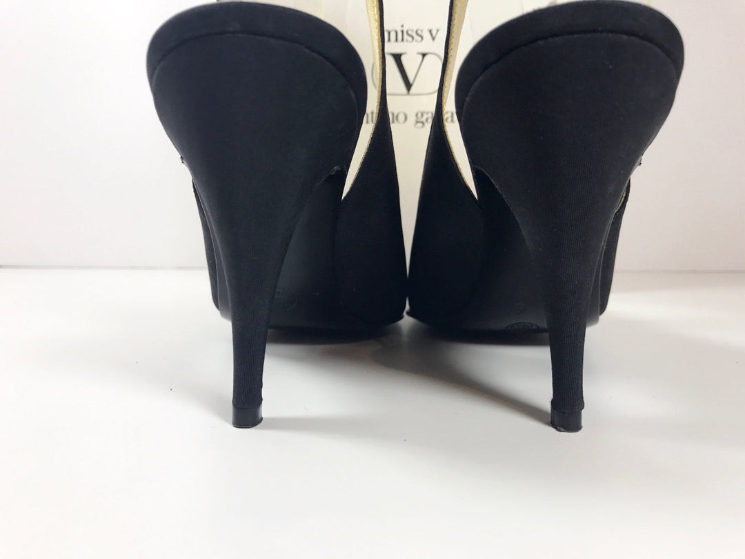 VALENTINO Garavani Circa 1990s Miss V Black Silk, Red Bow Size 6