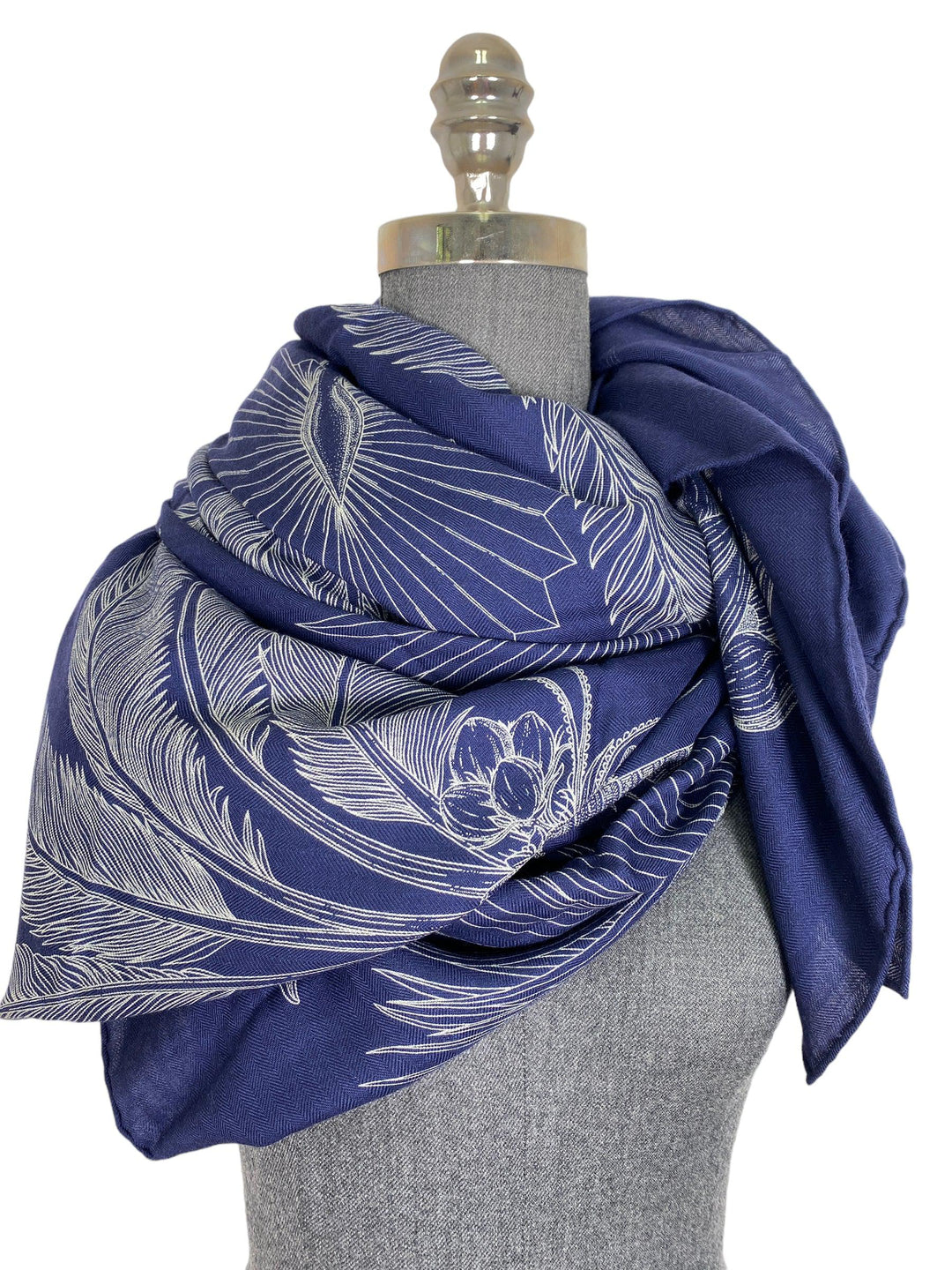 Top quality Hermes Cashmere Silk Index Palmarum Finesse Shawl 140 Marine White