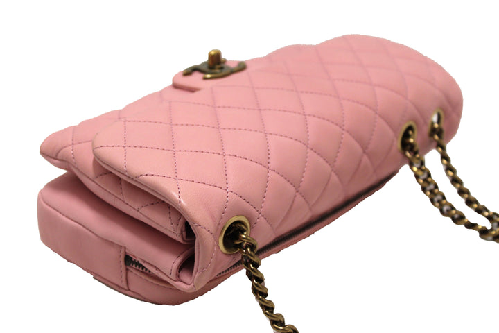 Top Quality Chanel Pink Calfskin Leather Zipped Back Pocket Calfskin Flap Bag