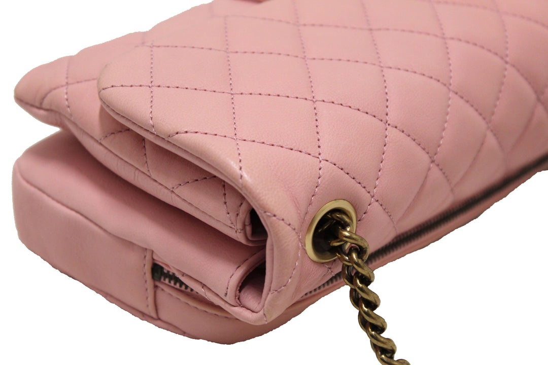 Top Quality Chanel Pink Calfskin Leather Zipped Back Pocket Calfskin Flap Bag