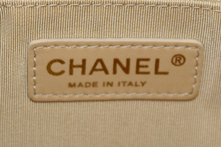 Top Quality Chanel Pink Calfskin Leather Zipped Back Pocket Calfskin Flap Bag