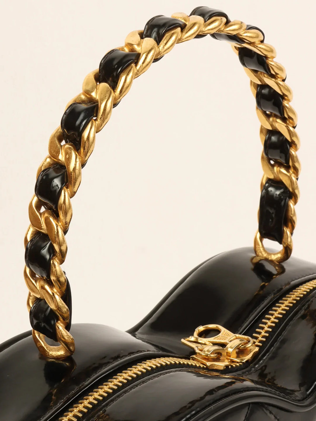Chanel Around 1995 Made Patent Heart Cc Mark Stitch Vanity Black/White