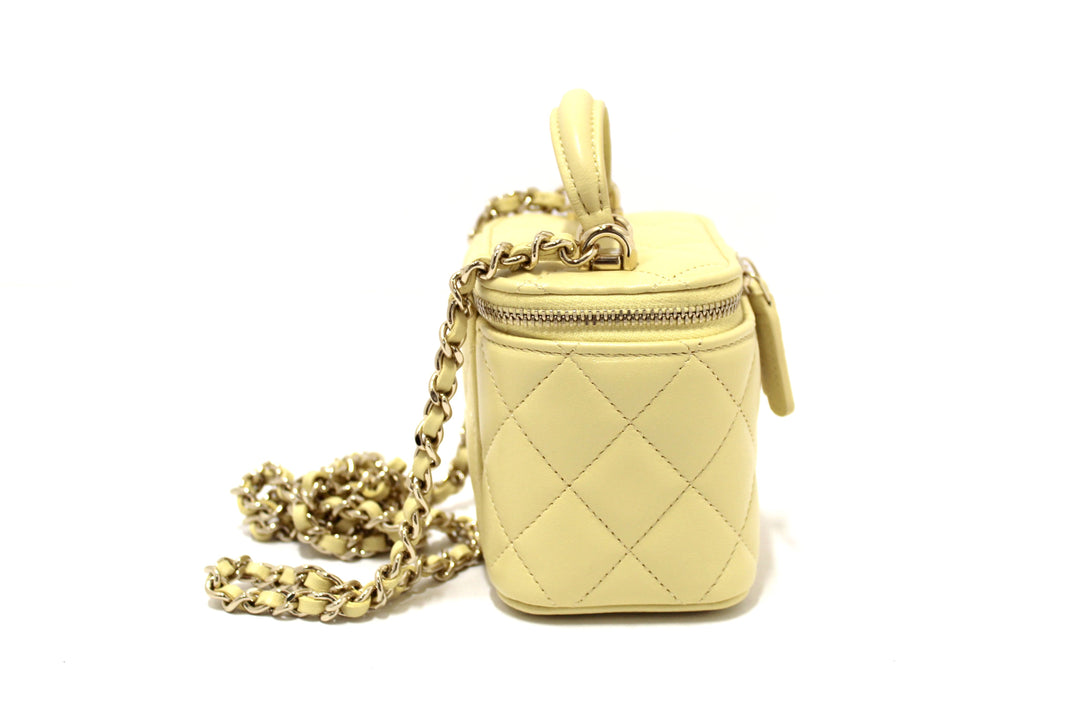 NEW  Top Quality Chanel Yellow Lambskin Top Handle Mini Vanity Case Crossbody Bag
