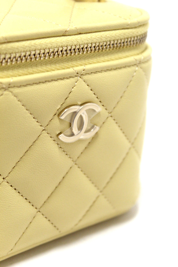 NEW  Top Quality Chanel Yellow Lambskin Top Handle Mini Vanity Case Crossbody Bag