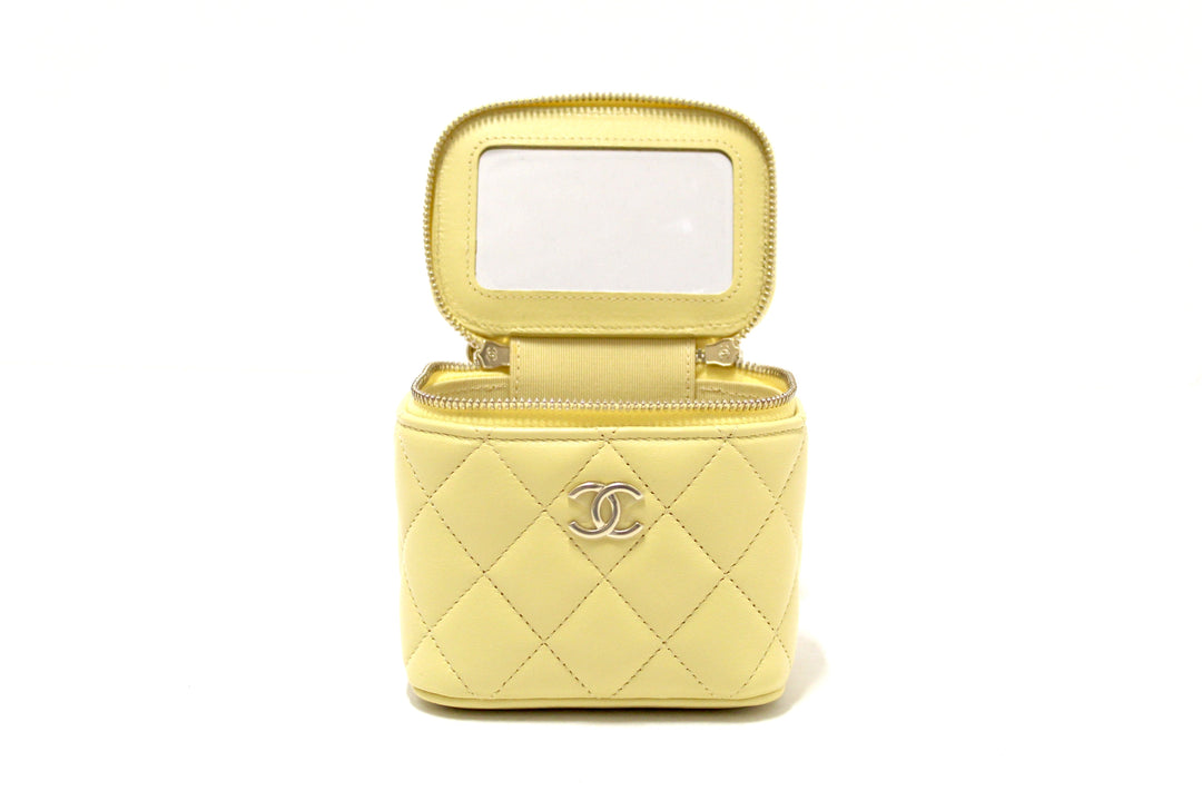 NEW  Top Quality Chanel Yellow Lambskin Top Handle Mini Vanity Case Crossbody Bag