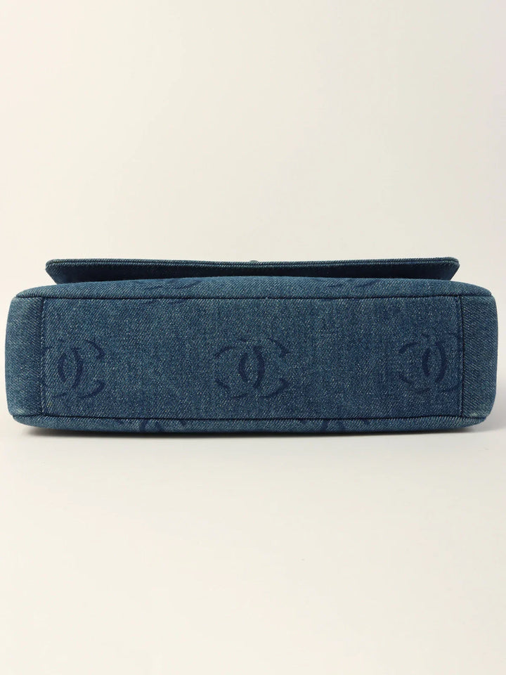Chanel Around 2001 Made Denim Clear Turn-Lock Chain Bag Indigo