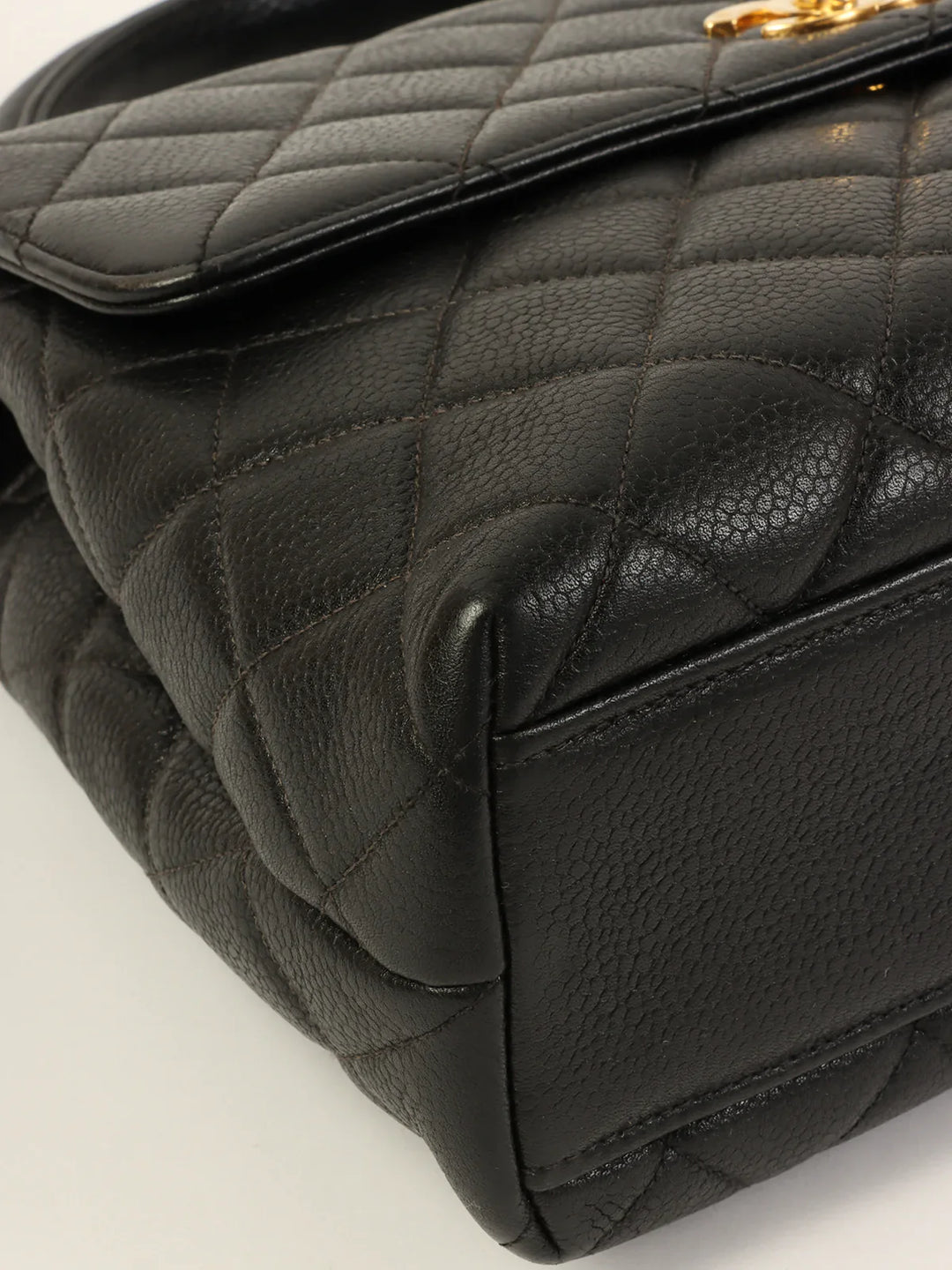 Chanel Around 1997 Made Caviar Skin Turn-Lock Top Handle Bag Black