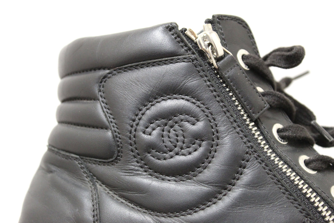 Top Quality Chanel Black Leather CC Zip Link High Top Sneakers Size 37