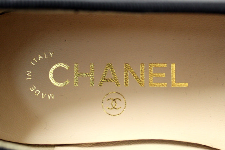 Top Quality Chanel Black Lambskin & Patent Calfskin Ballet Flats Size 37